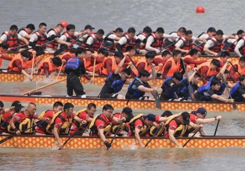 百舸爭流奮楫先!2021“五芳齋杯”南湖龍舟競渡和踏白船表演賽火熱開賽!